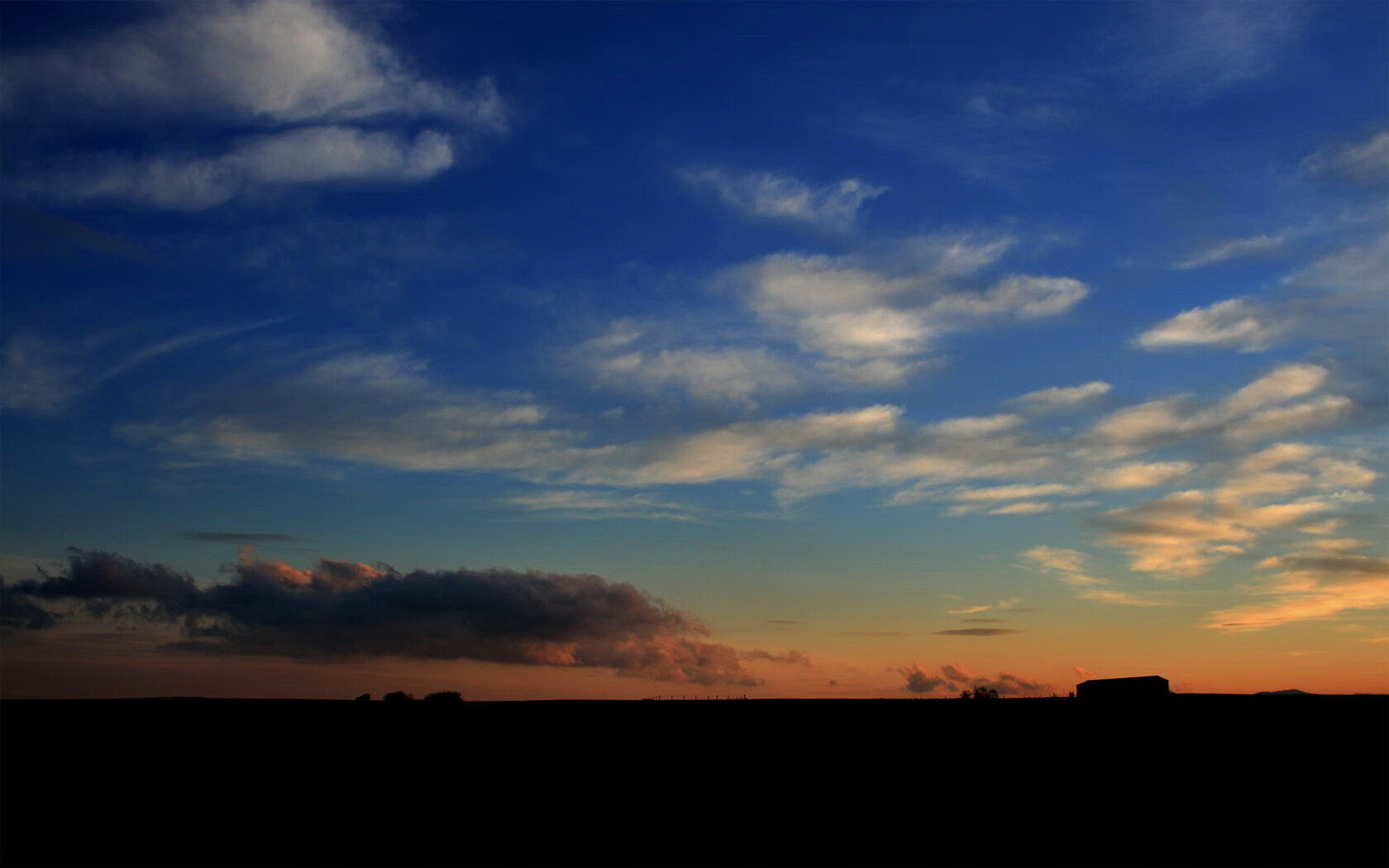 澳大利亚男子4×200米自由泳接力决赛强势开战，女子200米自由泳接力澳大利亚